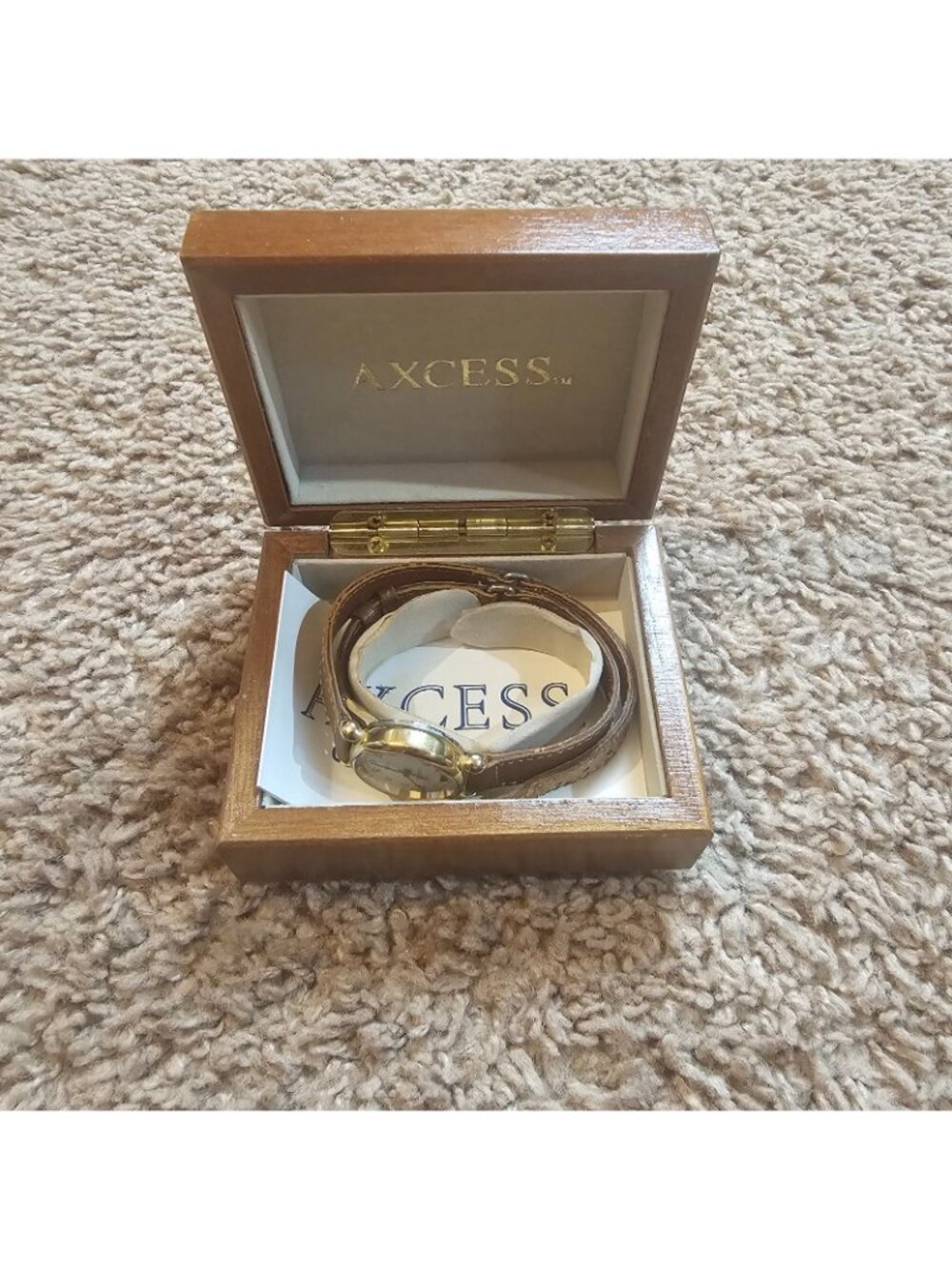 Vintage Axcess Moonphase Watch Gold Tone Wraparound Band Date Quartz Repair/Part - Picture 2 of 6